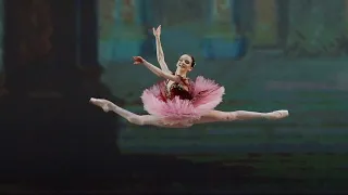Церемония награждения студентов МГАХ – «Русский балет»