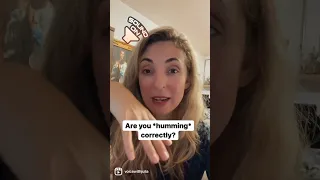 Tongue position in singing and humming