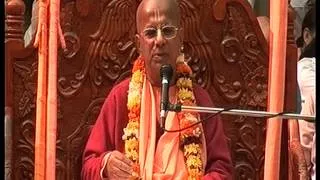 Sanyasa Initiation by_H.H.GopalKrsna Goswami Maharaj