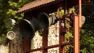 Zwierzyniec- dzwonienie na wszystkie dzwony w kościele pw. MBKP