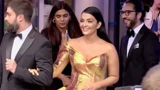 EXCLUSIVE : Gorgeous Aishwarya Rai with an amazing golden dress comes out of the Palais backdoor ent