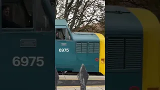 British Railway class 37 -D6975 departs Paignton for kingswear station with a lovely bit of thrash