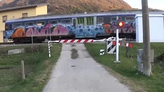 Passaggio a livello Sorgenti di Peschiera (RI)// level crossing