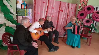 Під вікном широким 💑 Приголомшливе виконання пісні про КОХАННЯ під баян!