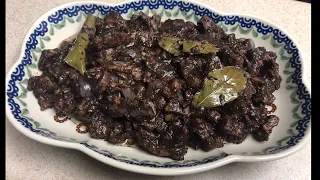 HOW TO COOK SPICY AND CRISPY PORK DINUGUAN WITH GATA