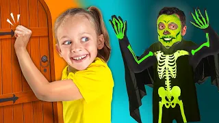 Tap Tap Tap! Halloween Kids Songs | Maya Mary Mia