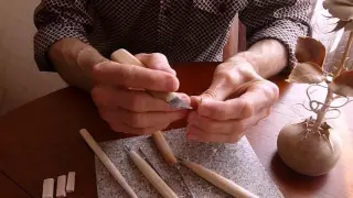 Резьба по дереву. Урок 1 "Роза" как вырезать сердцевину бутона Carving a wooden rose