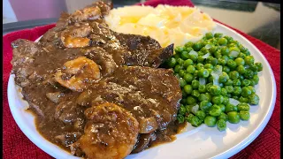 How to make Smothered Liver and Onions with Shrimp, Mashed potatoes and Green peas