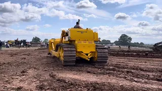 Welland steam rally cat D9 dozer