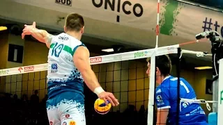 Top 10 Best One Hand Block in Volleyball History