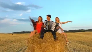 СМОТРЕТЬ ВСЕМ!!! Песня "МОЛОДОЙ АГРОНОМ". Ансамбль Калина. Russian folk song...