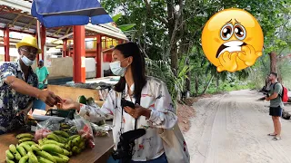 Ce poti cumpara dintr-o piata locala din Seychelles! Sperietura zdravana in jungla 🇸🇨