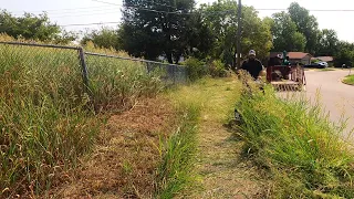 THE CITY CODE ENFORCEMENT OFFICER LEFT a NOTICE WHILE i was CUTTING this OVERGROWN LAWN