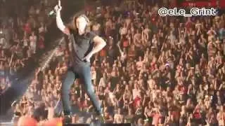 No control One direction live in Manchester. Harry Styles dancing. otra