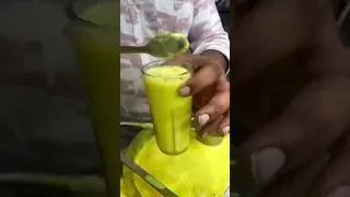 🤤सरदियों का केसर वाला दूध Jabalpur's Biggest Making of Kesar Badam Doodh Indian Street Food #shorts