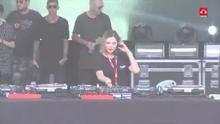 Nina Kraviz at Exit festival 2016 playing Back To Earth - Yves Deruyter