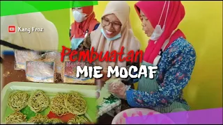 PRAKTEK MEMBUAT MIE DARI TEPUNG MOCAF