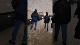 Состав "РетроПоезд" на станции метро "Спортивная"🔴 #метро