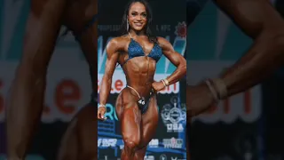 ALEXIS NICOLE at the MIAMI MUSCLE BEACH PRO 2024
