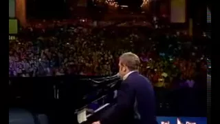 Elton John - Crocodile rock (Live In Rome 2005)