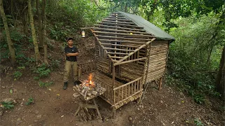 BUILDING A Survival House The Woods Craft Solo Skills