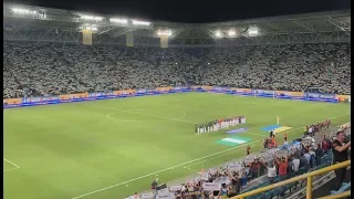 Трибуны поют Гимн Украины на матче Украина - Нигерия на Днепр-Арене