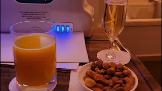 Emirates Airline Airbus A380 Business Class Experience - Paris to Dubai