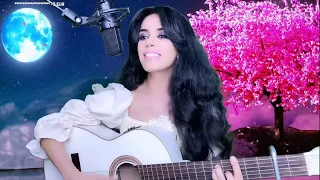 Красавица из Армении спела под гитару легендарный хит - Despacito