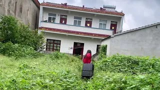 Leaving the city ~ girl renovates her mother's old house / Starting from cleaning up the weeds