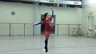 Jorge BARANI -Practice(Pirouettes) Ballet  La Bayadere