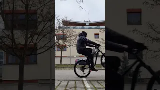 #mtb #urbanmtb #ghostkato #ghostbikes #wheelie Wheelie On Ghost Kato FS