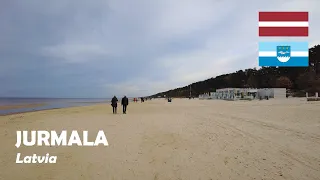 Jurmala, Latvia. Beach walk by the Baltic Sea. 4K. Jūrmala, Latvija