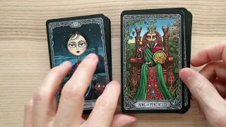 Dark Mansion Tarot -  4k Flip Through