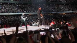 U2's The Edge dancing 360 degrees The Joshua Tree Tour 2017