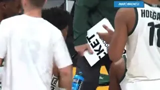 Tom Izzo SNAPS Clipboard in Frustration | USC vs Michigan State