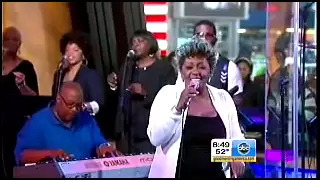 ANITA BAKER IS BACK -  SWEETEST DREAMS