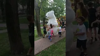 Незабываемый детский праздник с Белым мишкой