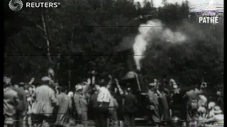 Railroad bridge collapses (1929)