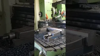 cnc Maho milling with 80mm head