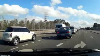 Idiot not Looking before changing lanes