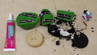 Testing Food Decoration Products using Oreo Cookies