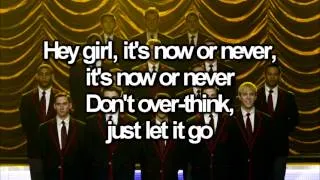 Glee - Live While We're Young (Lyrics)