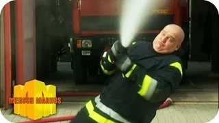 Feuerwehrschlauch | Mensch Markus