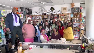 Uncle Bobby & the rest of the Proud Family crashed NPR’s #TinyDesk