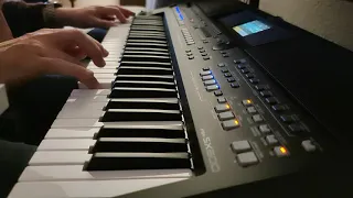 Yamaha PSR SX600 , Fly me to the Moon (Intro)