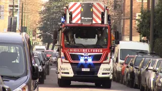 SOCCORSO A PERSONA+ROTTURA VETRO IN DIRETTA ARRIVO APS+AUTOSCALA VVF MILANO IN SIRENA (Milano)