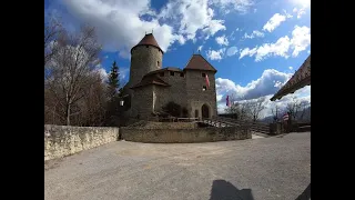 Grad  in Jezero Žovnek