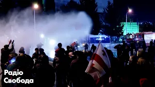 Протести і водомети біля будівлі ЦВК Грузії