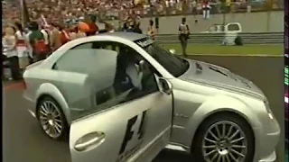 2007 China Pre-Race: Gridwalk with Martin Brundle