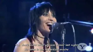 Joan Jett And The Blackhearts   I Hate Myself For Loving You Live (Texto inglés/español)